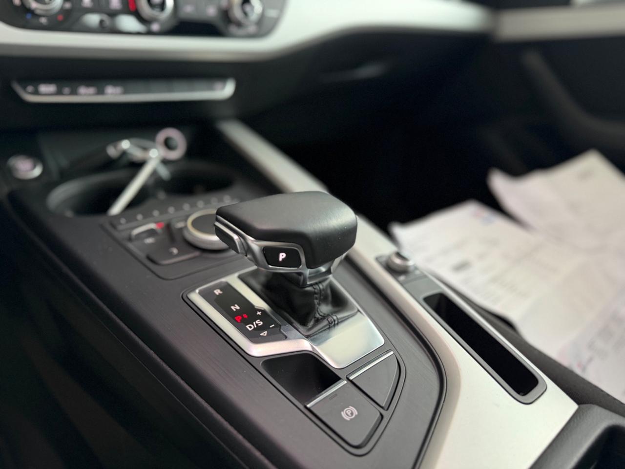 Audi A4 2.0 TDI 150 CV ultra S tronic EURO6
