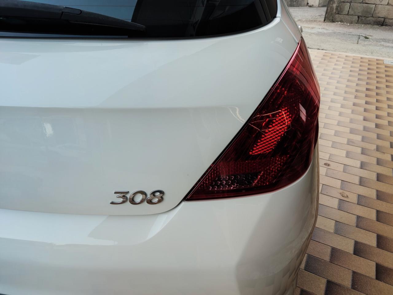 Peugeot 308 1.6 HDi Feline FULL