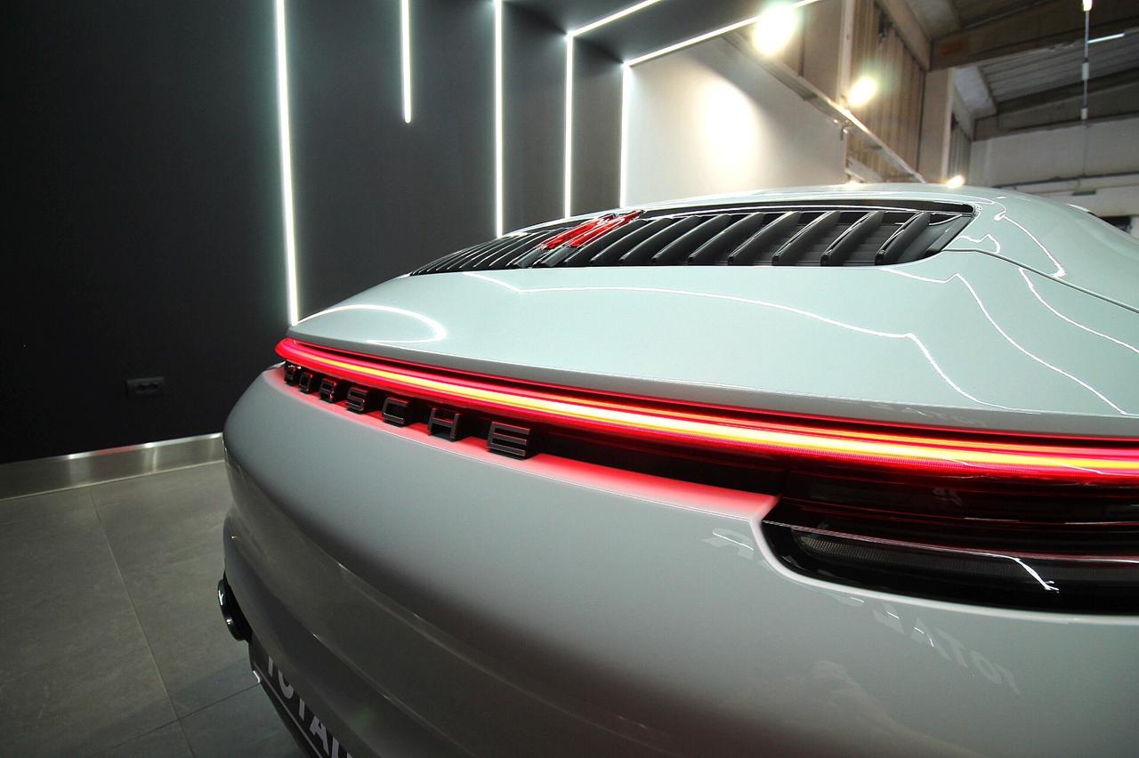PORSCHE CARRERA 911 CABRIO