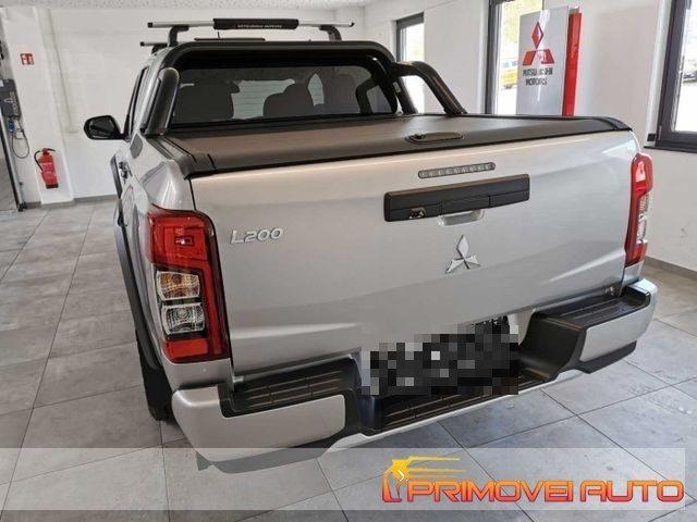 MITSUBISHI L200 Double Cab Select