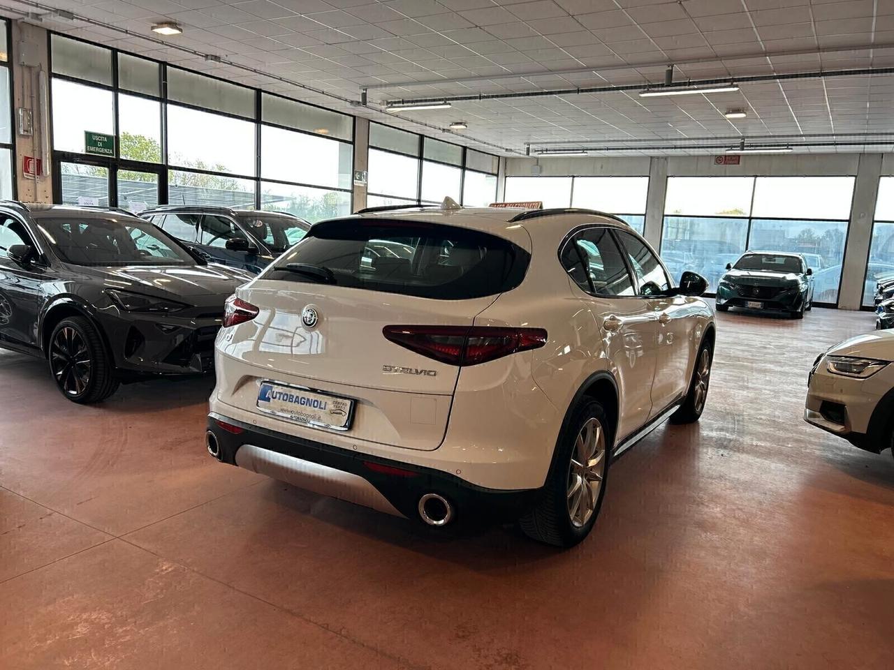 Alfa Romeo Stelvio EXECUTIVE 2.2 Turbodiesel AT8 Q4 SPOTICAR