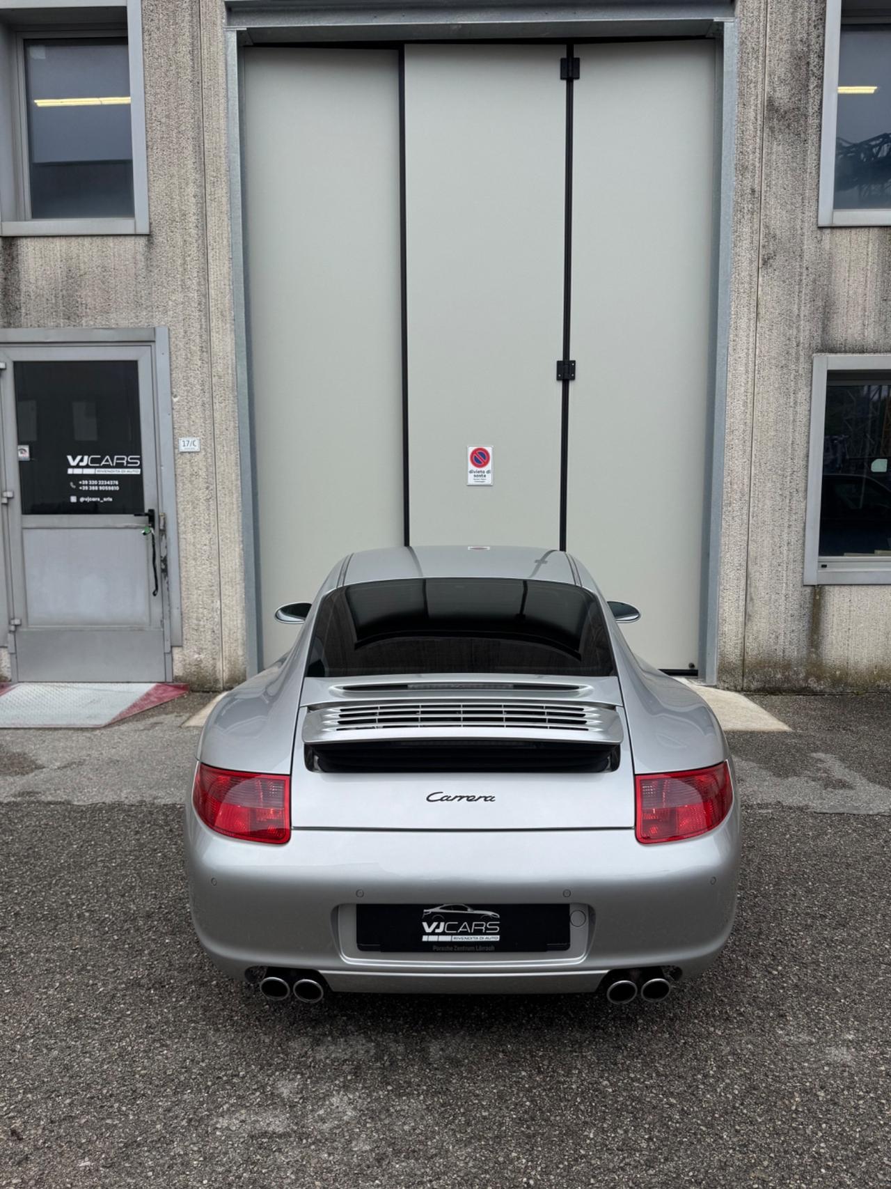 Porsche 911 997 Carrera Coupé sport chrono