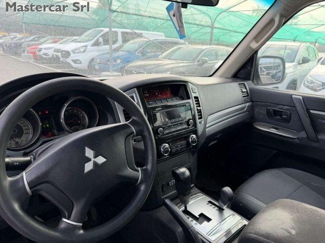 MITSUBISHI Pajero Pajero IV 2007 3.2 cr Instyle 5p auto - FE374VF