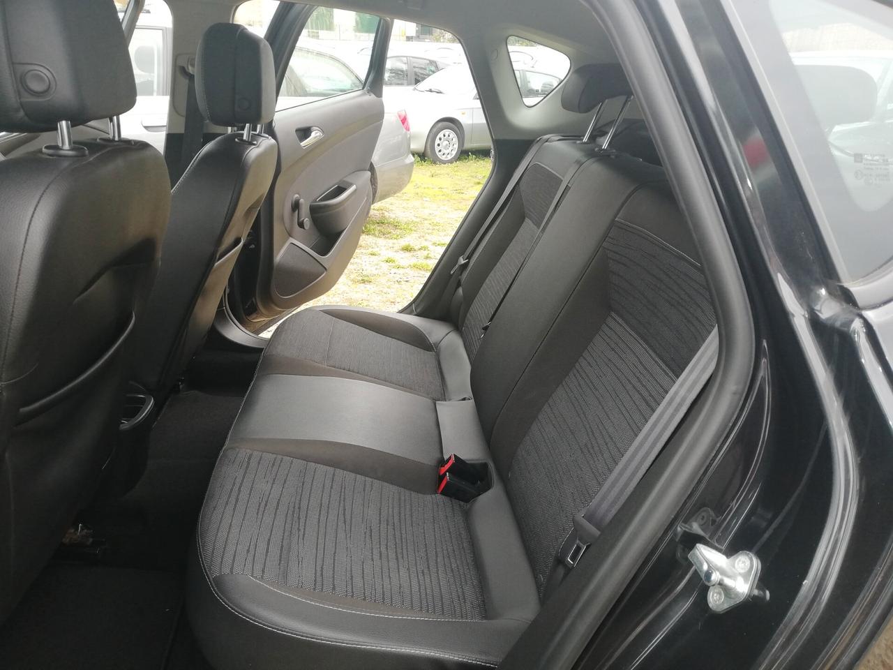 Opel Astra 1.6 CDTI EcoFLEX S&S 5 porte Cosmo