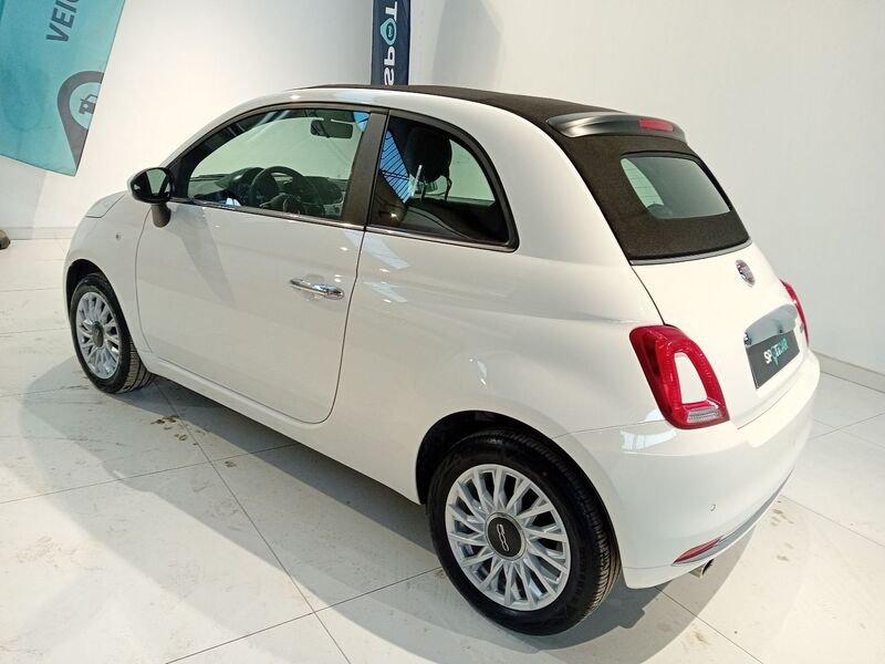 FIAT 500C 1.0 Hybrid Dolcevita