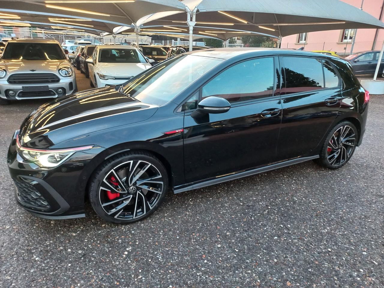 Volkswagen Golf GTI 2.0 TSI DSG