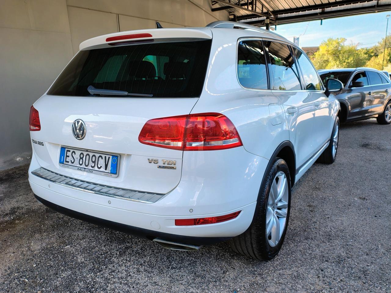 Volkswagen Touareg 3.0 TDI 245 CV tiptronic BlueMotion Techn. Executive