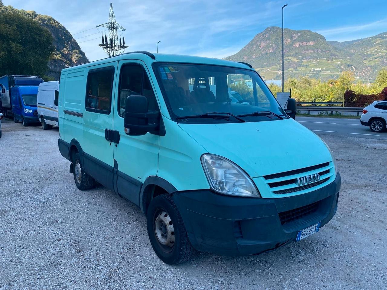 Furgone Iveco Daily 7 posti