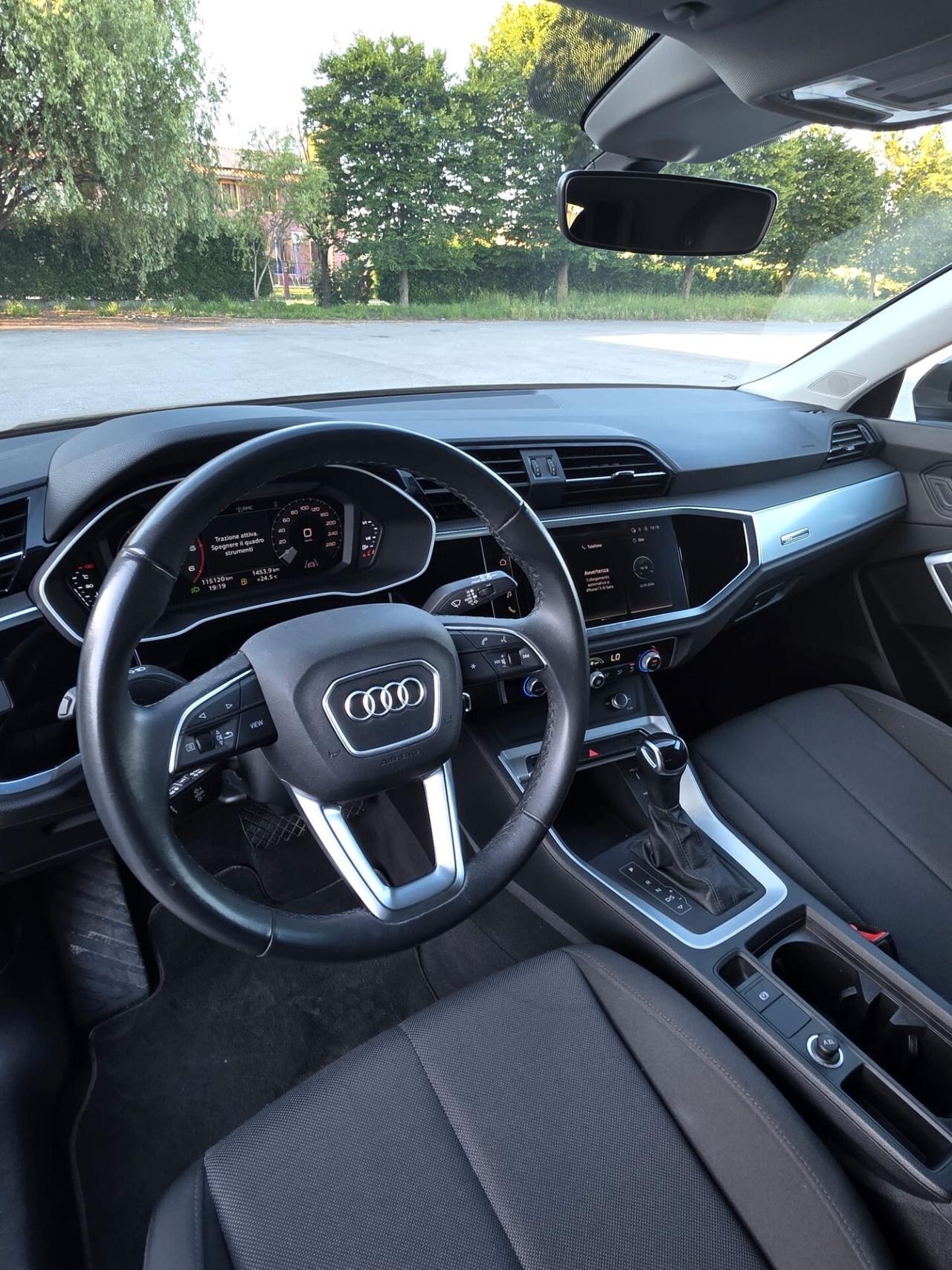 Audi Q3 35 TDI S tronic Business 2023