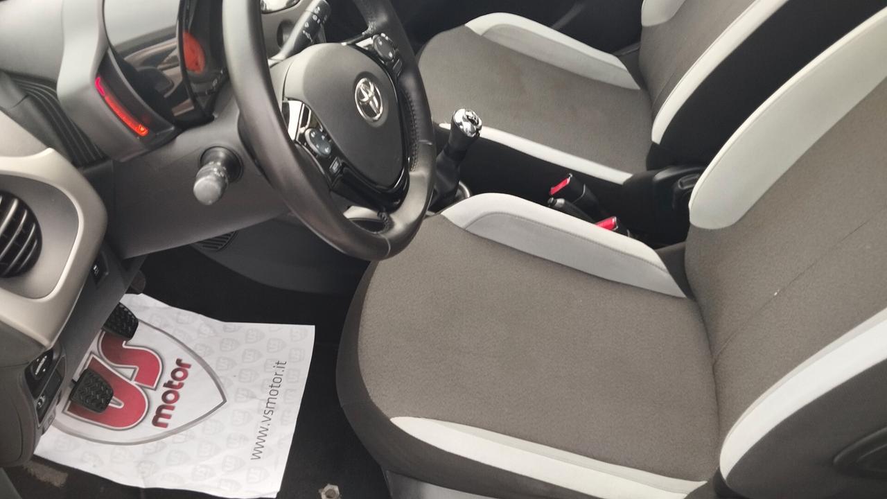 TOYOTA AYGO 1.0 BENZ-PREZZO PROMO