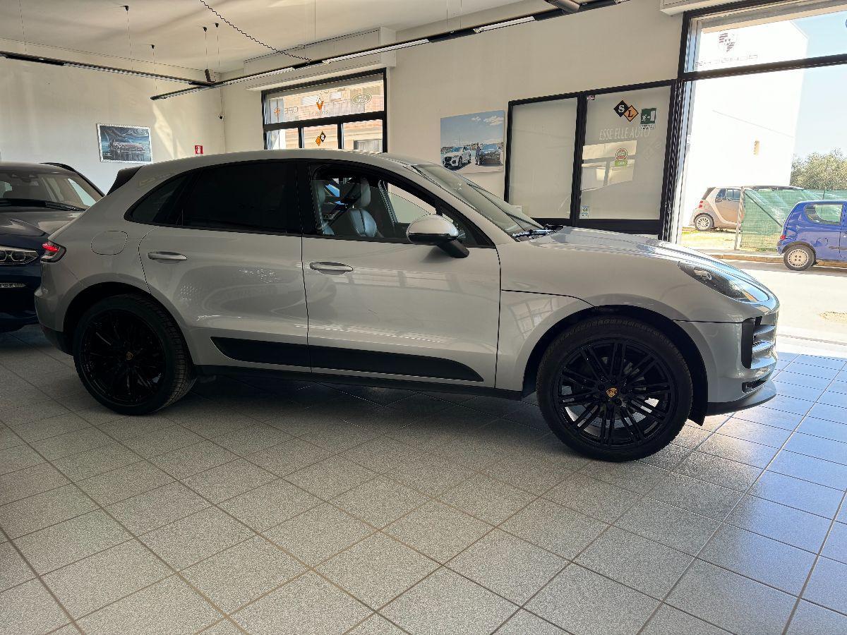 PORSCHE MACAN 2.0 245CV BASIS UNICO PROP/ IVA DEDUCIBILE/ MEMORIE/ RADAR/ LED