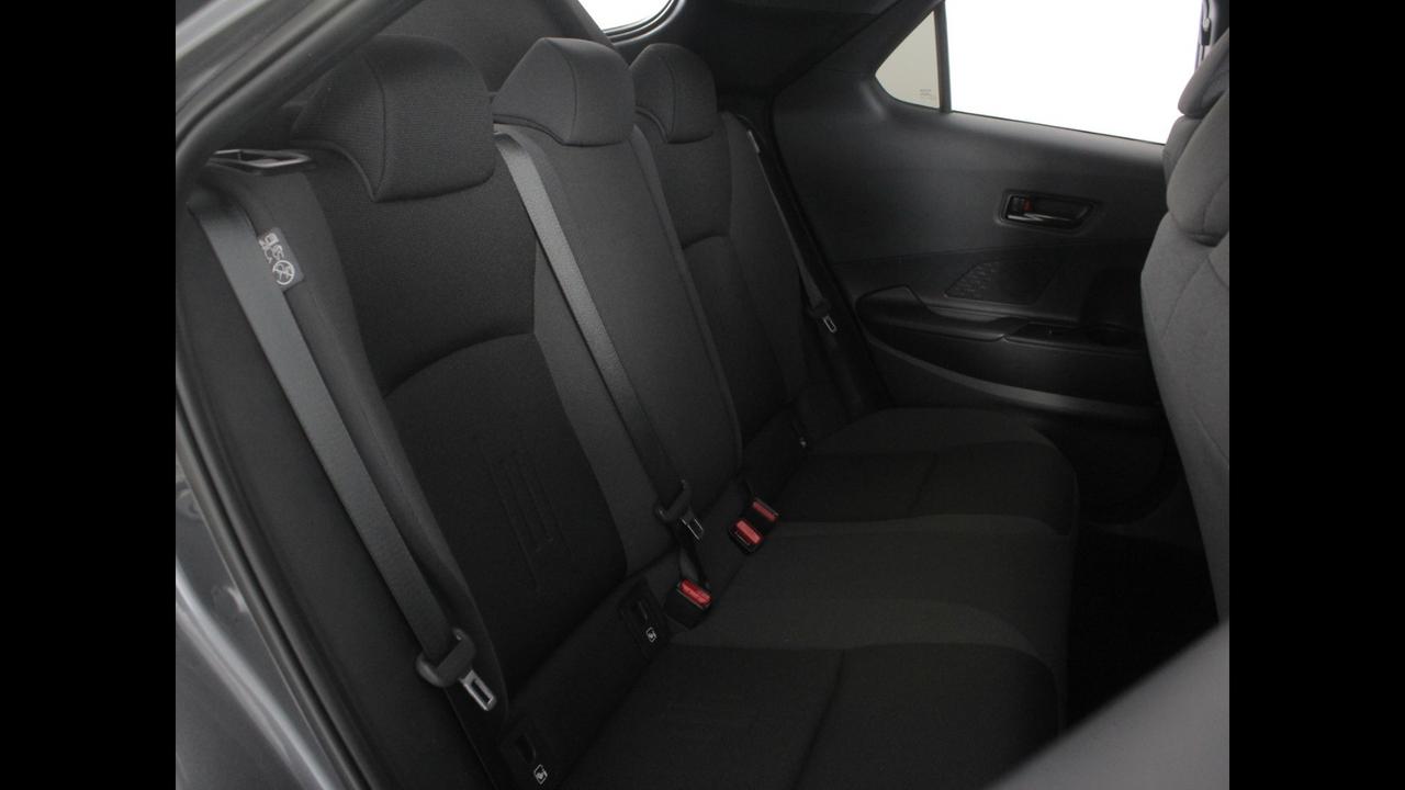 TOYOTA C-HR II 2023 - C-HR 2.0 hev Trend fwd e-cvt