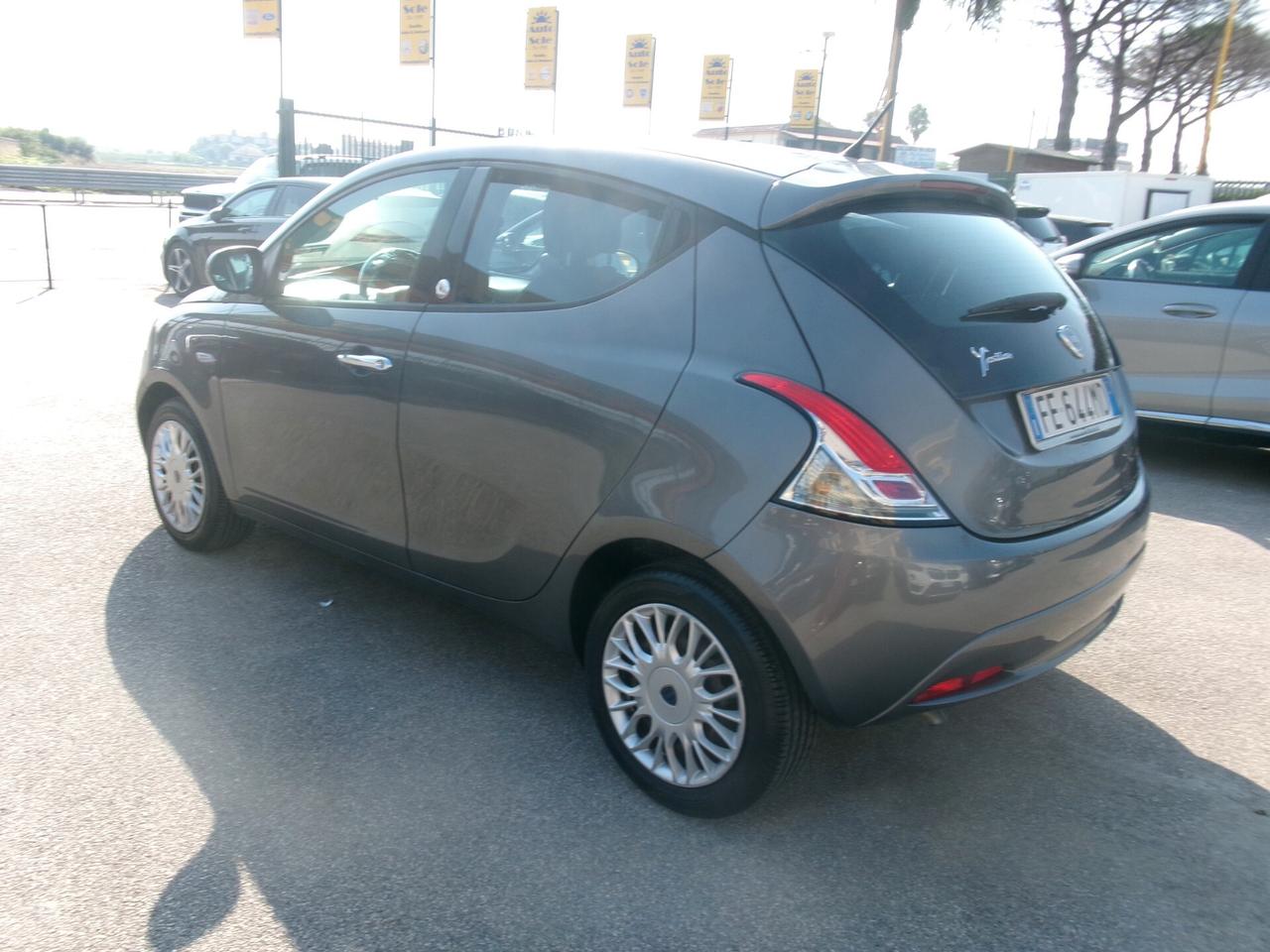 Lancia Ypsilon 1.2 ECOCHIC GPL DI SERIE