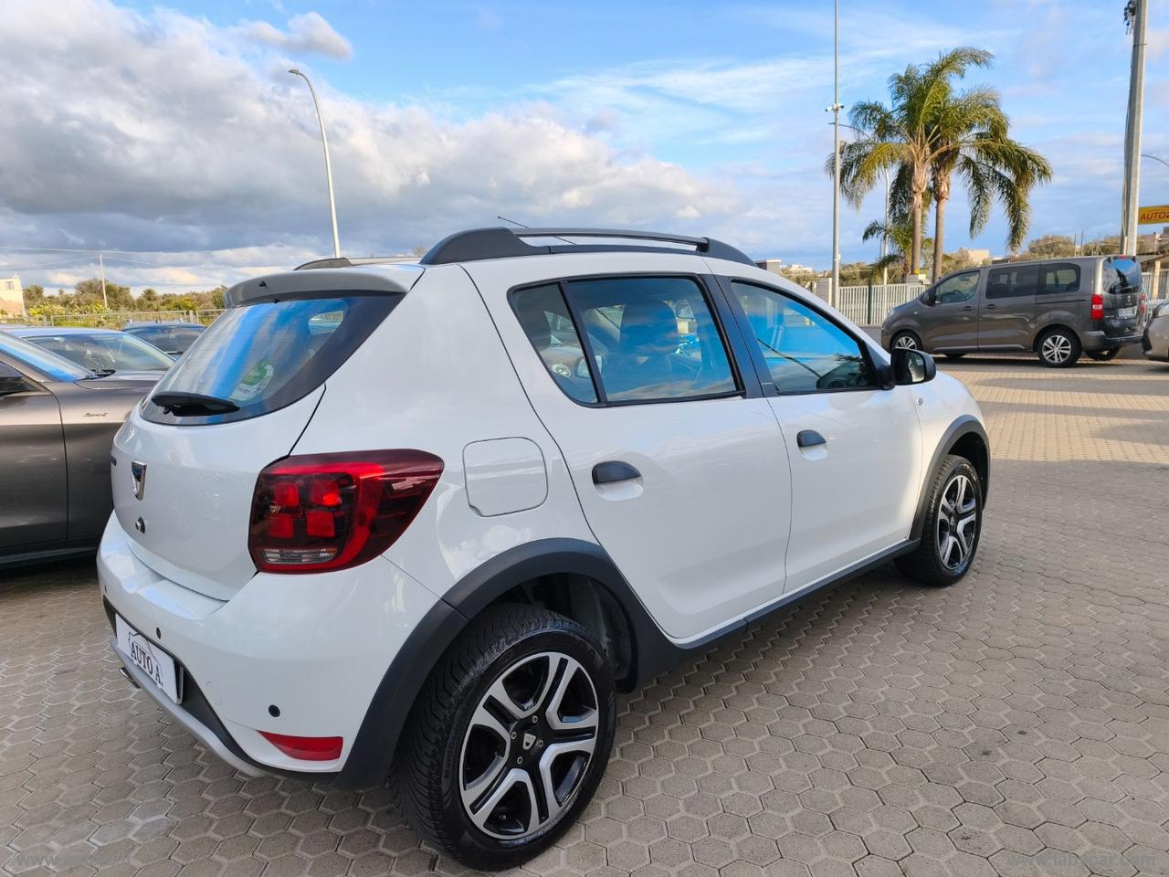 DACIA Sandero Stepway 0.9 TCe 12V T-GPL 90 S&S