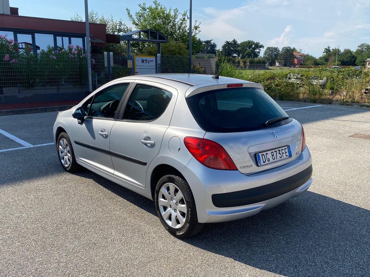 Peugeot 207 1.4 88CV 5p. XS