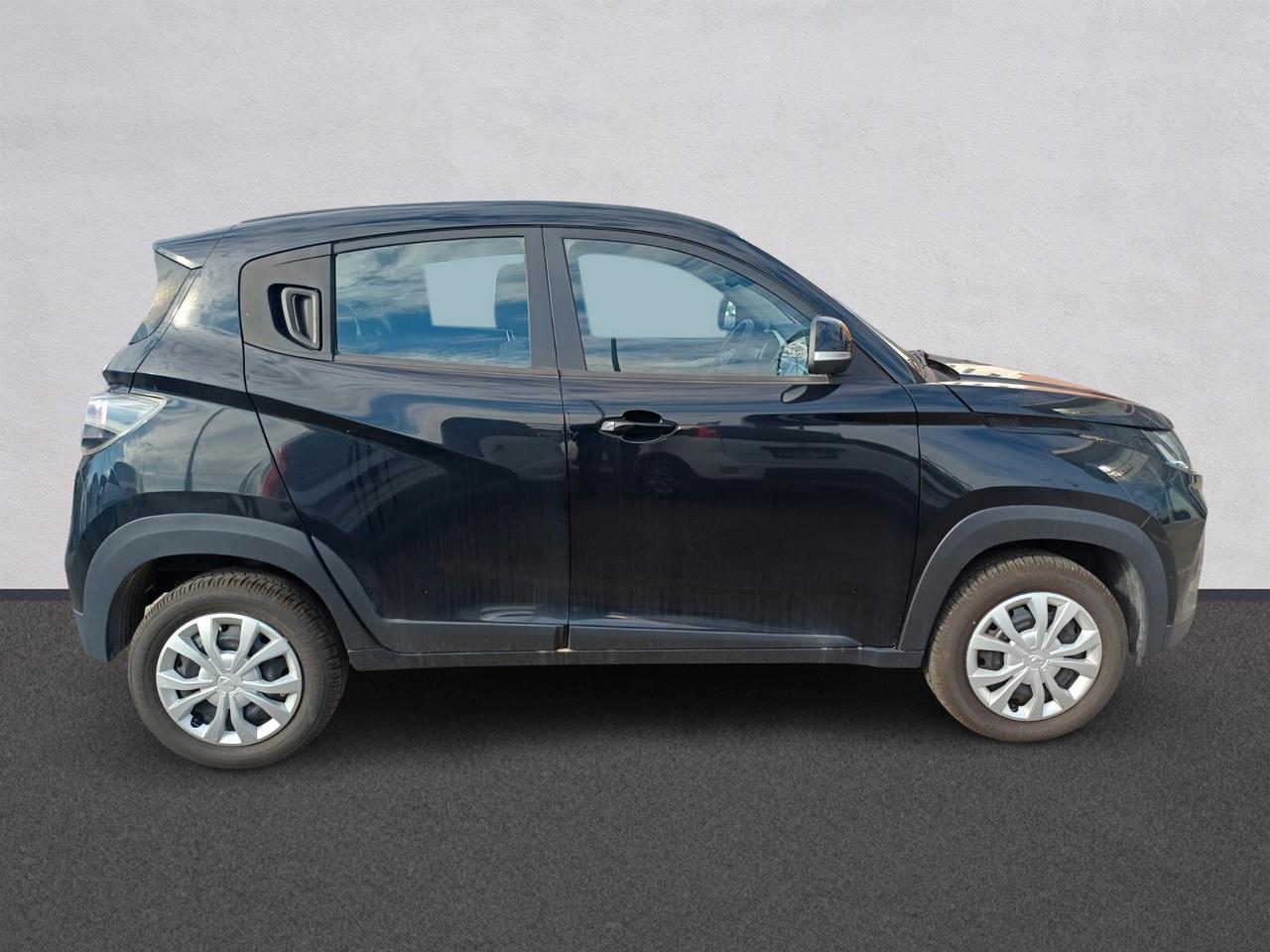 Mahindra KUV100 1.2 VVT K6+ | da €160 al mese