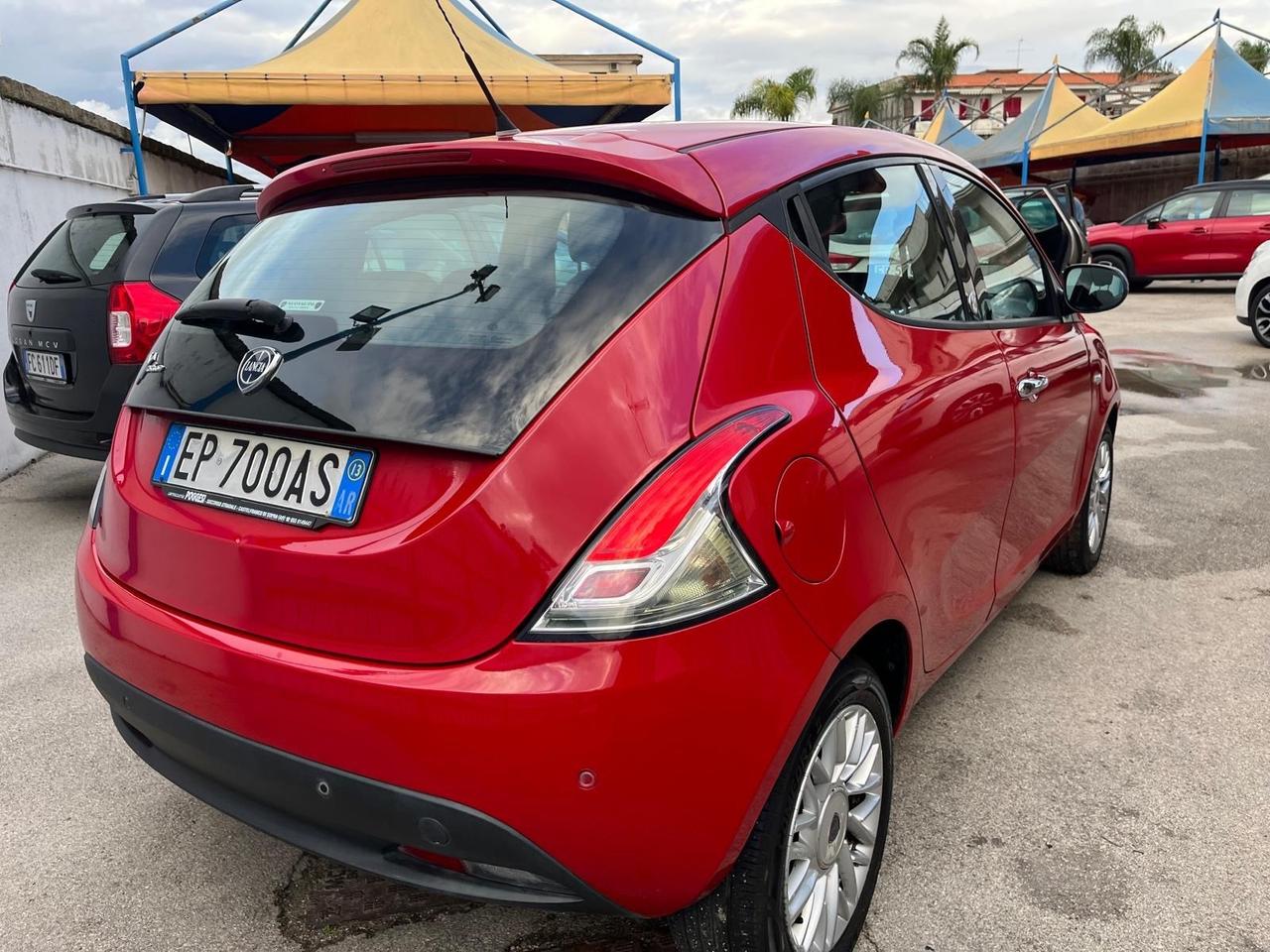 Lancia y-1.2 “ecochic” gpl -full-2013