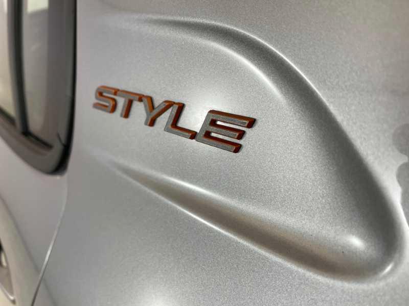 PEUGEOT 208 5P - STYLE PureTech 100 S&S