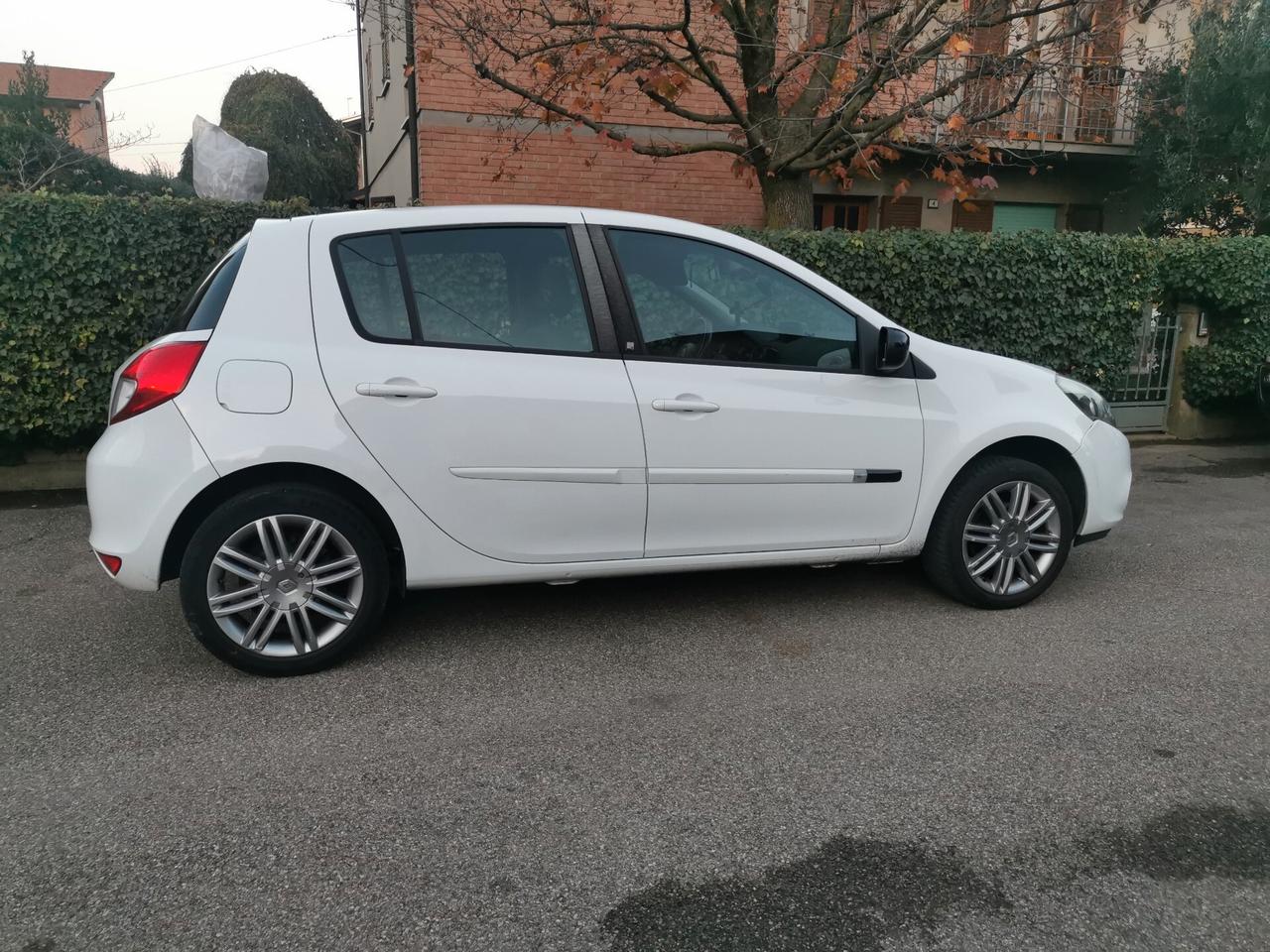 Renault Clio 1.2 16V 5 porte 20th Anniversario