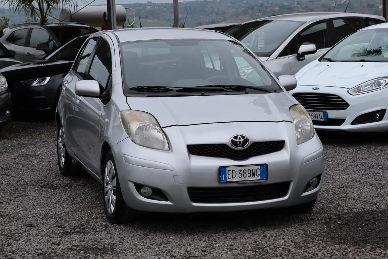 Toyota Yaris 1.4 D-4D DPF 5 porte