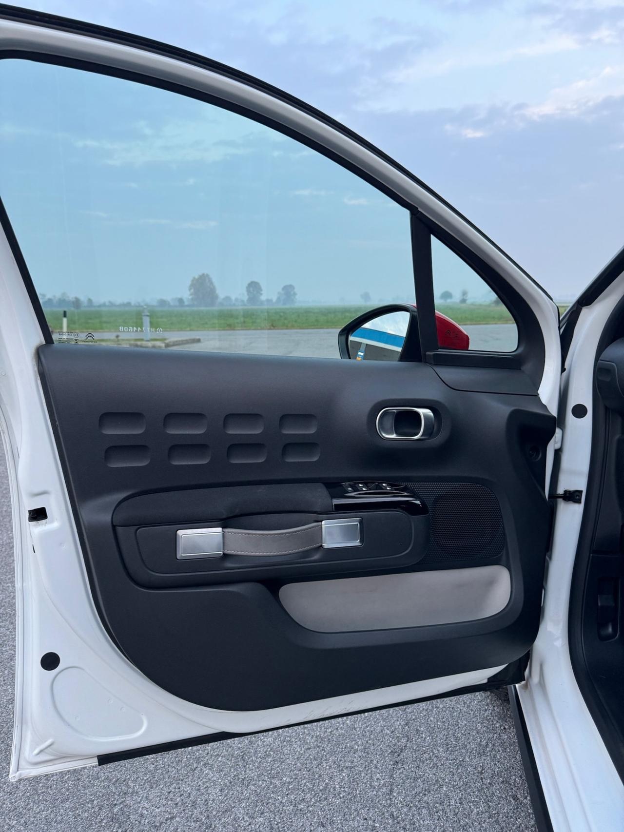 Citroen C3 PureTech 110 S&S EAT6 Feel NEOPATENTATI