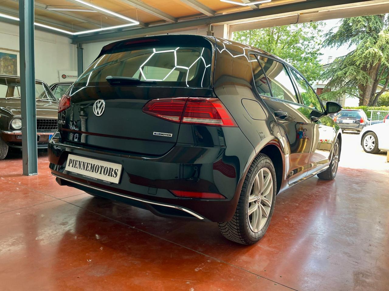 Volkswagen Golf 1.5 TGI DSG 5p. UNICOPROPRIETARIO TAGLIANDI UFFICIALI