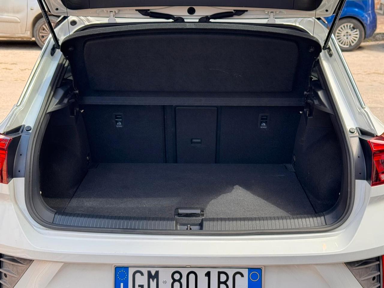 Volkswagen T-Roc 2.0 TDI SCR R-Line