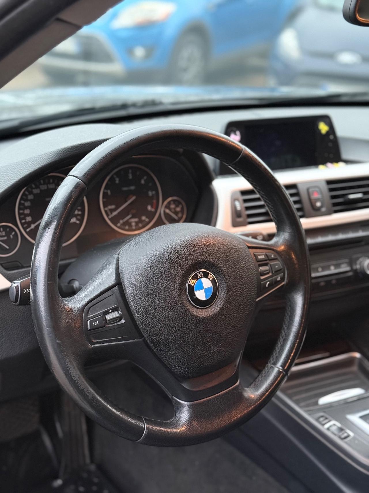 Bmw 320 320d xDrive Touring Msport