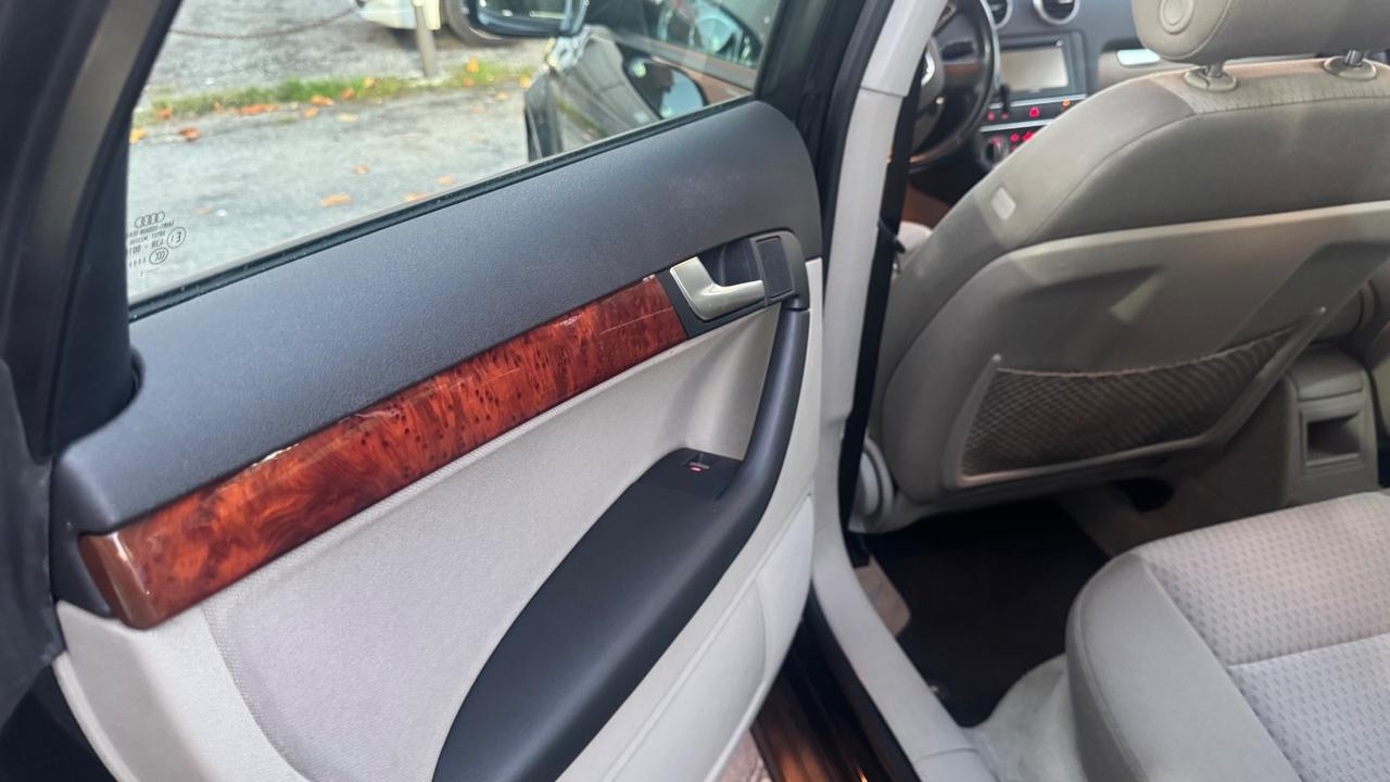 Audi A3 SPB 1.6 TDI 105 CV S tronic Ambition