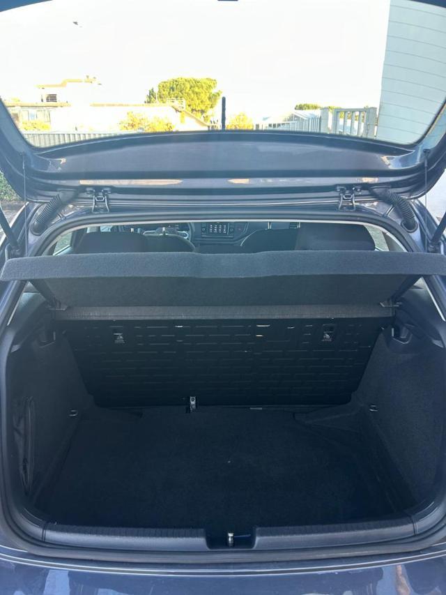 VOLKSWAGEN Polo 1.0 TSI NEO PATENTATO