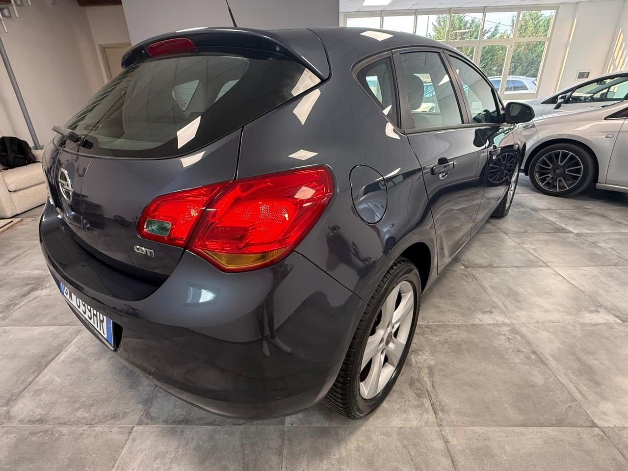 Opel Astra 1.7 CDTI 110CV 5 porte Elective