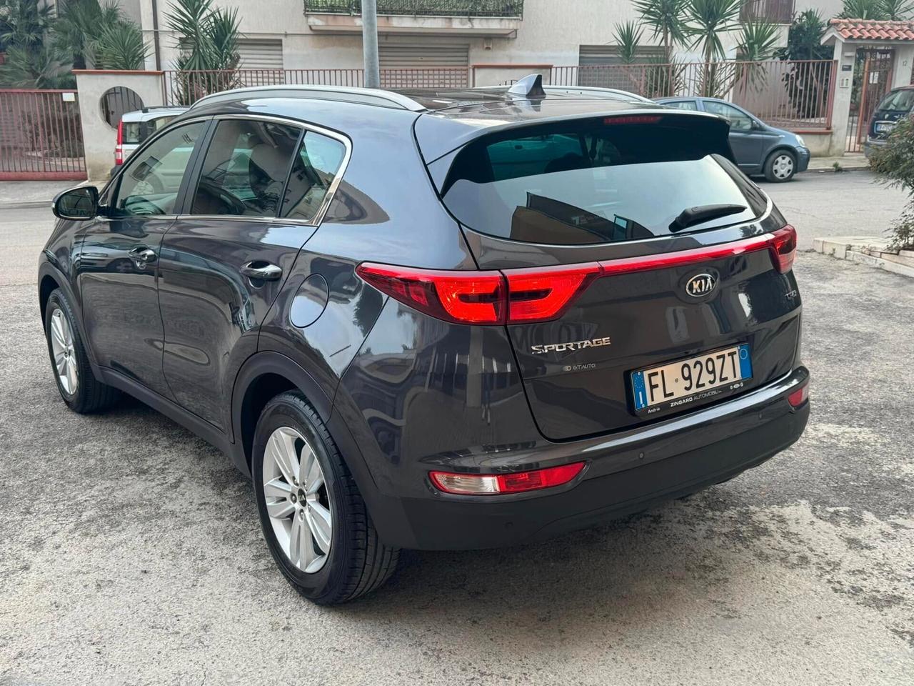 KIA SPORTAGE 1.7 CRDI 115 CV. NAVI CERCHI RETROCAMERA