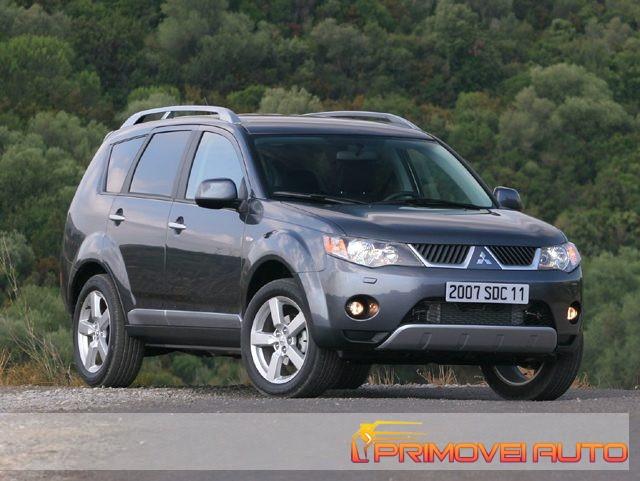 MITSUBISHI Outlander 2.0 DI-D Instyle 7 p.ti