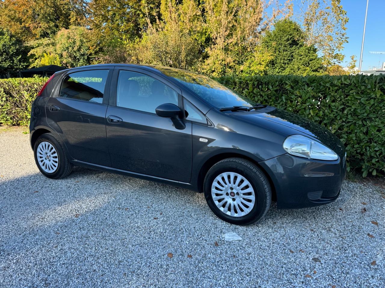 Fiat Grande Punto 1.4 75cv - NEOPATENTATI