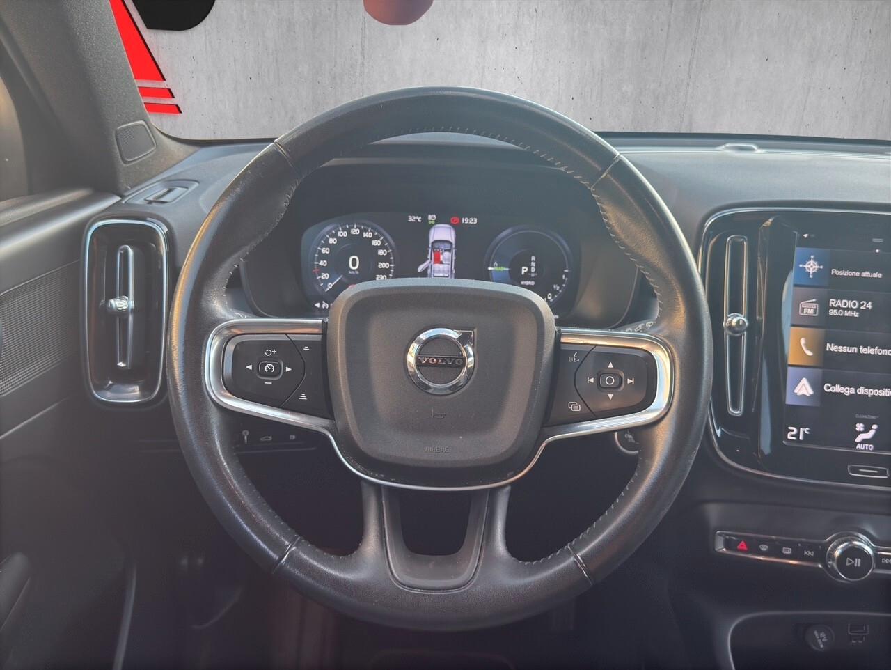Volvo XC40 T5 Recharge Plug-in Hybrid Inscription