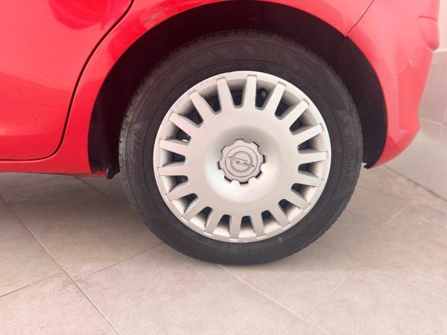 OPEL Corsa 1.2 5 porte Cosmo.