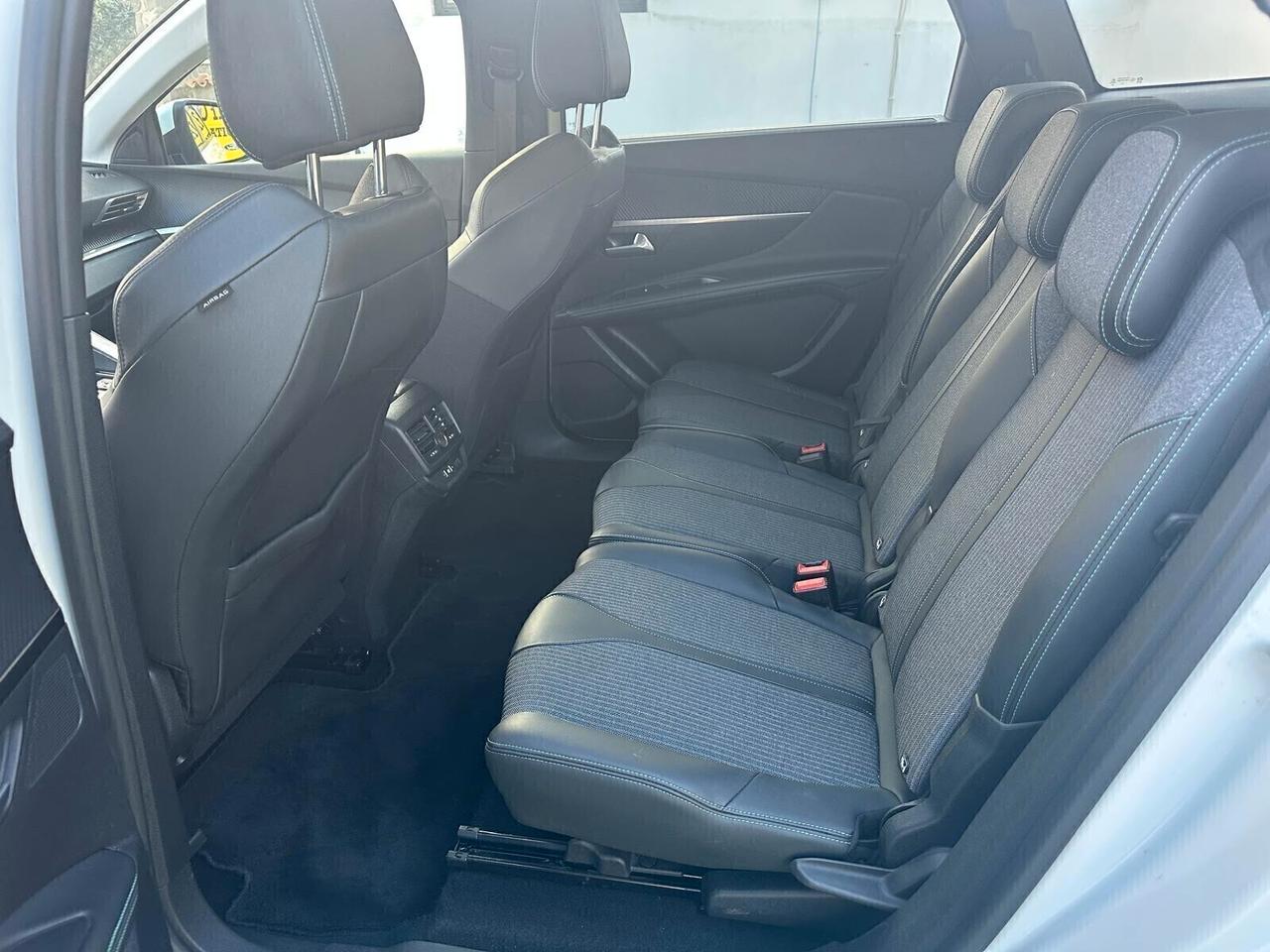 Peugeot 5008 BlueHDi 130 S&S EAT8 Allure