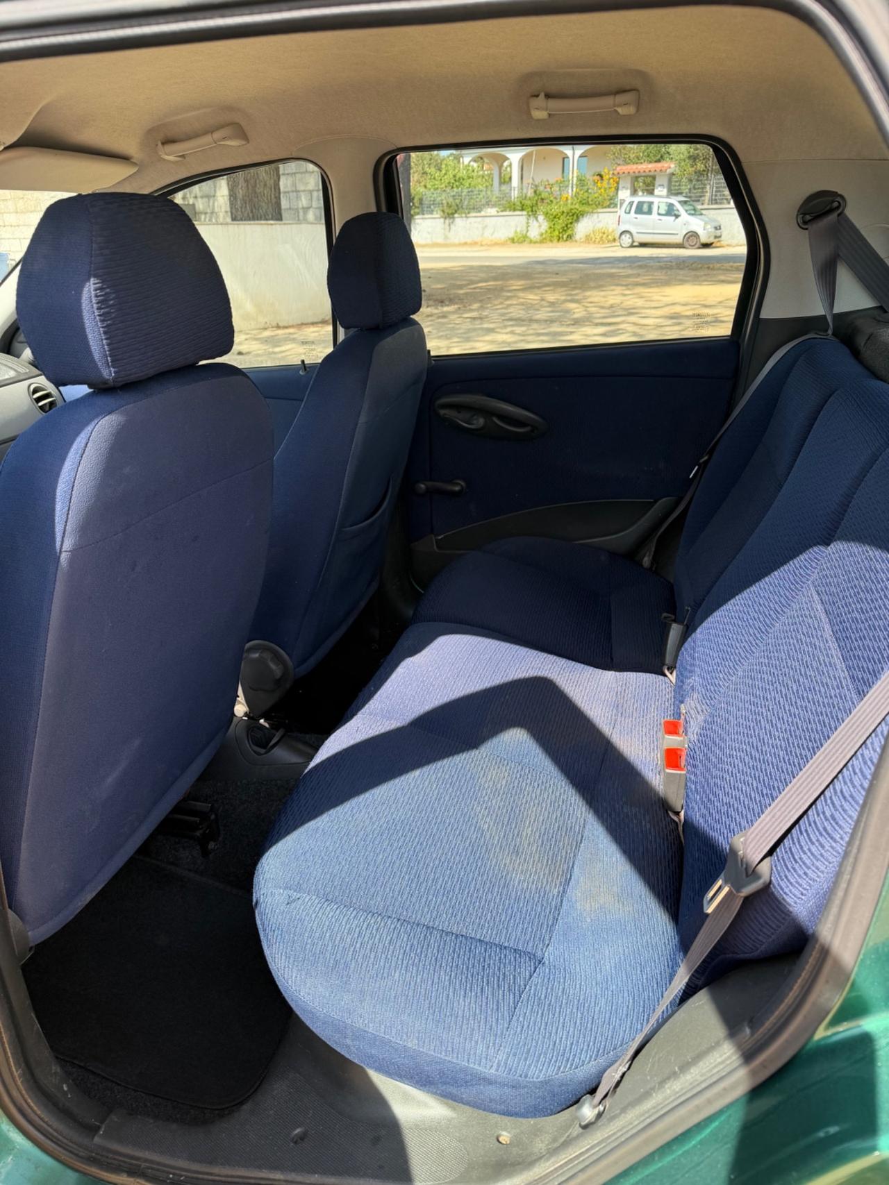 Fiat Punto 1.2i cat 5 porte ELX