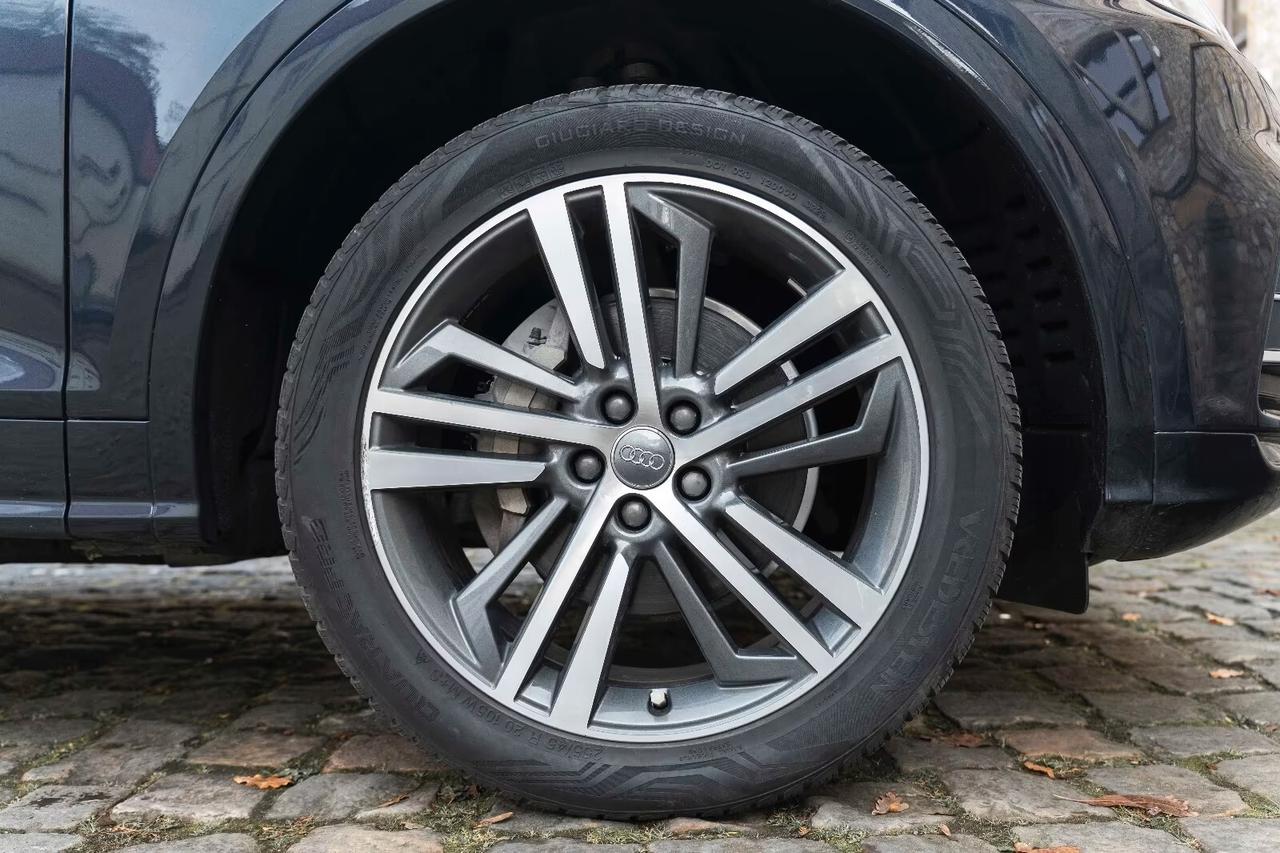 Audi Q5 2.0 TFSI quattro S tronic line plus