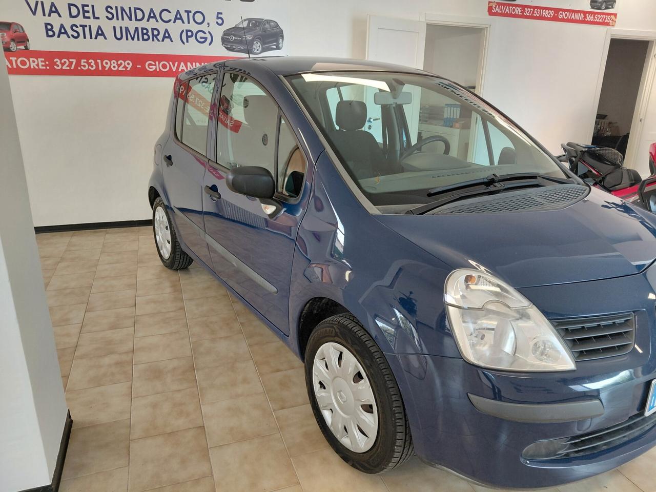 RENAULT MODUS ANNO 2007 BZ 1.2 ADATTA NEOPATENTATI KM 68 MILA