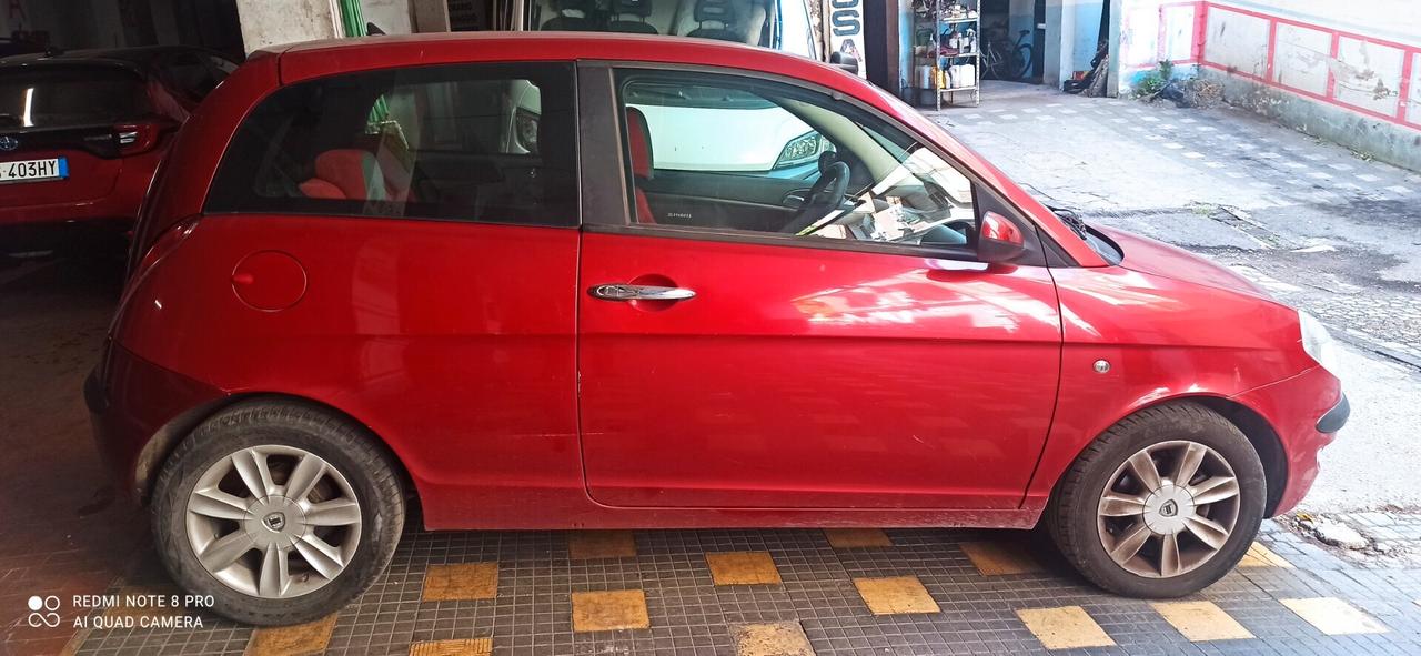 Lancia Ypsilon 1.3 Multijet 16V Argento cambio aut.
