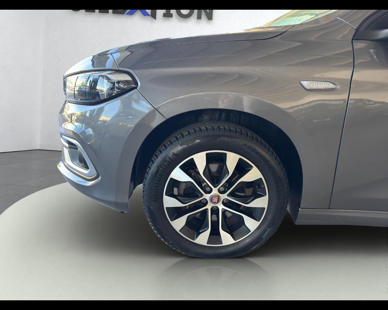 FIAT Tipo (2015-->) - Tipo 1.0 5 porte