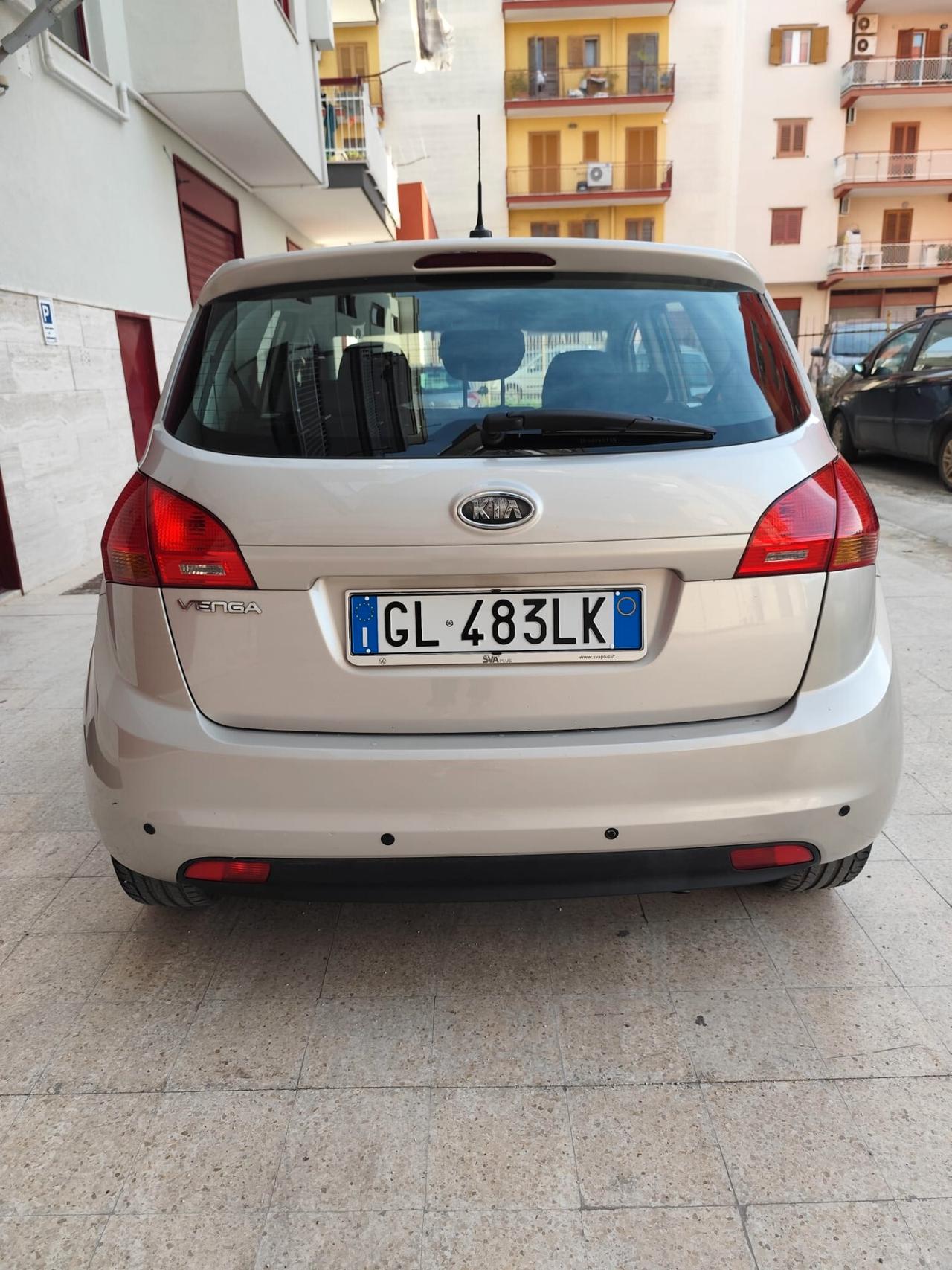 Kia Venga 1.4 BENZINA 90 cv * 108.000km*