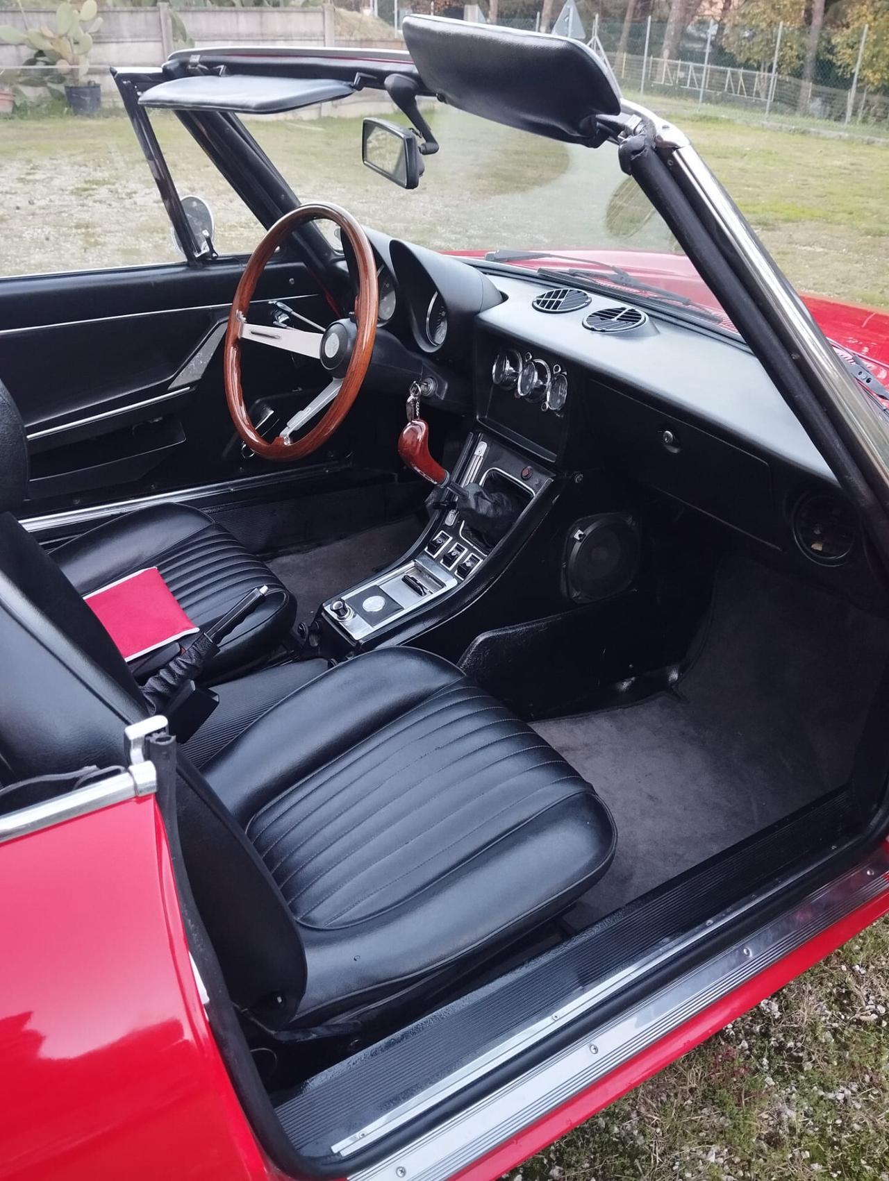 Alfa Romeo Spider 2.0 Veloce