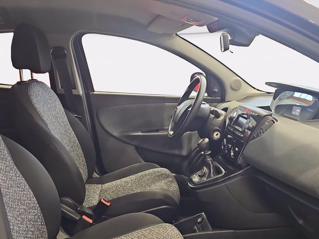 LANCIA Ypsilon 1.0 firefly hybrid unyca s&s 70cv del 2022