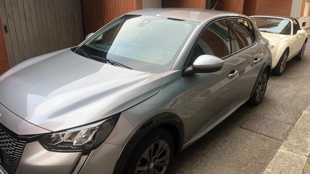 Peugeot 208 motore elettrico 136 CV 5 porte Active Pack