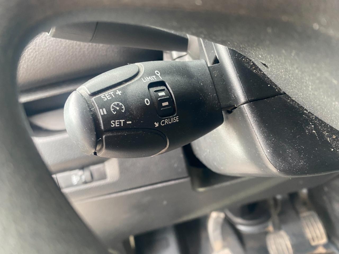 OPEL VIVARO 2.0D 145Cv PASSOLUNGO/TN Cargo ENJOY