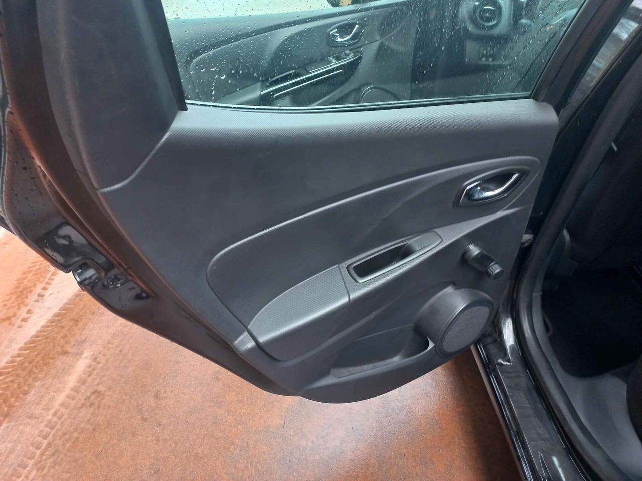 Renault Clio 1.2 75CV 5 porte Live