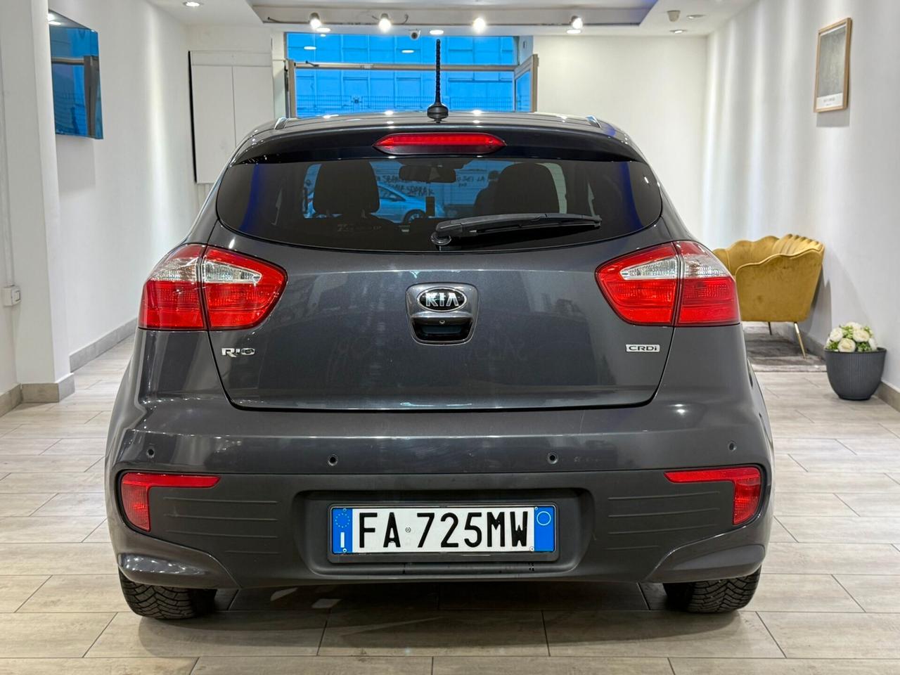 KIA RIO 1.2 DIESEL 75CV PER NEOPATENTATI