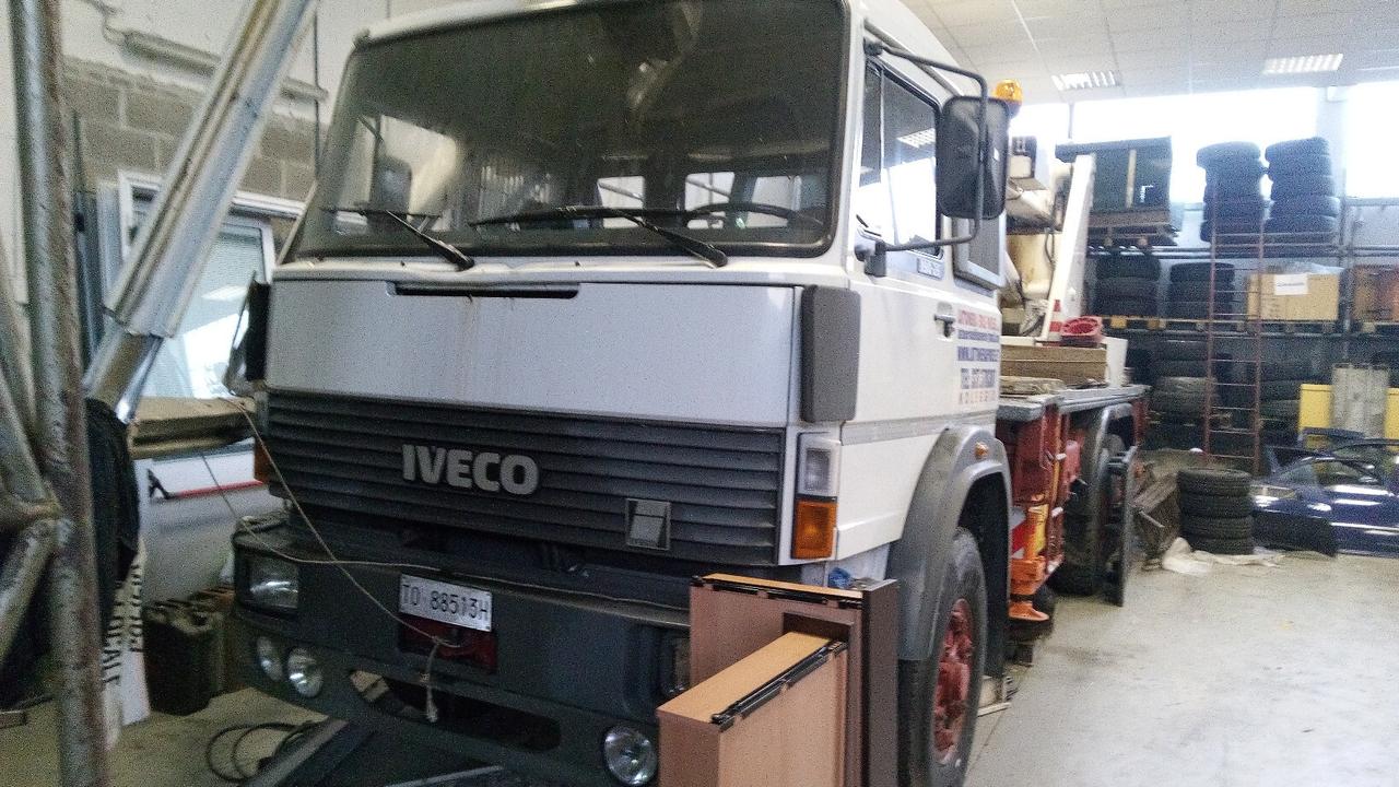 IVECO 190/26 PLE